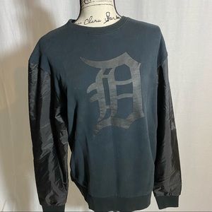 Detroit Tigers Sweatshirt- NWT